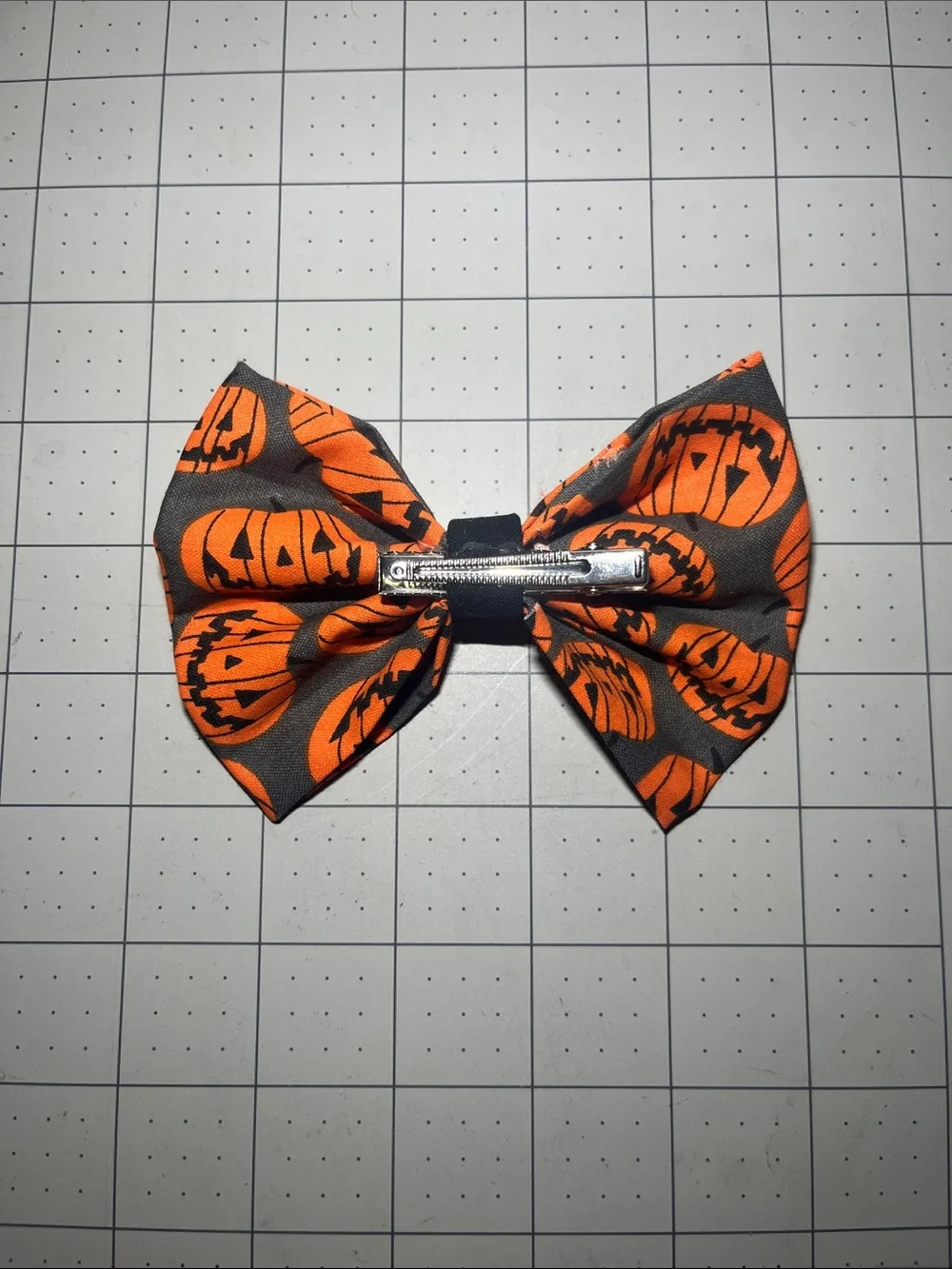 Halloween Pumpkin Print Kids Hair Bow - Orange & Gray